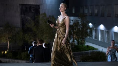 'Westworld' Costume Designer Talk Dolores' Futuristic Fashion.